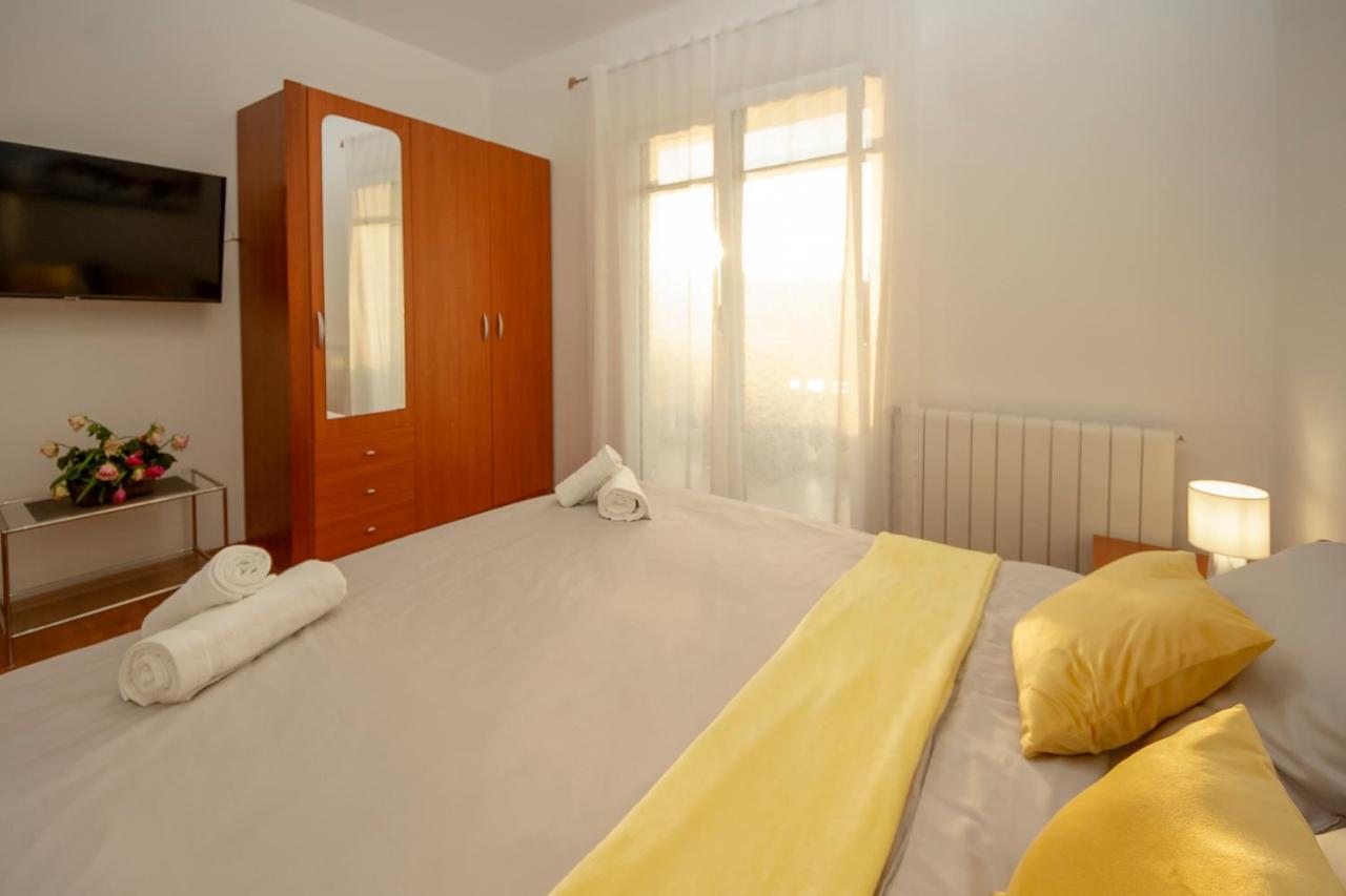 Apartments4you * Vodice