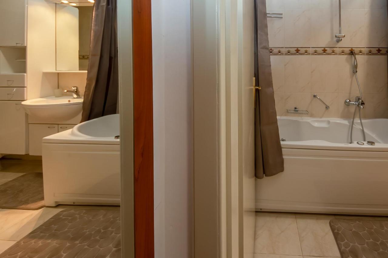 Apartments4you * Vodice